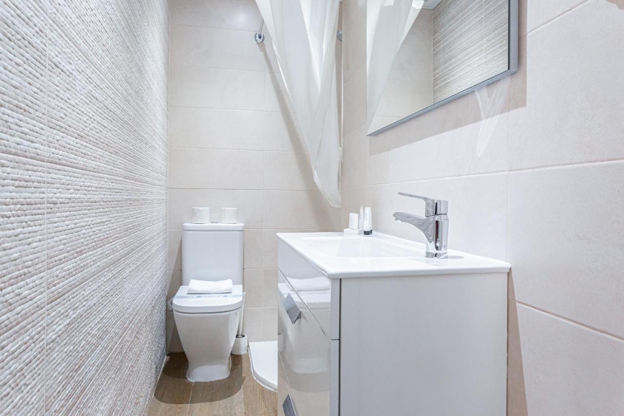 Aparteasy - Goya Ground Floor Studio Мадрид Экстерьер фото